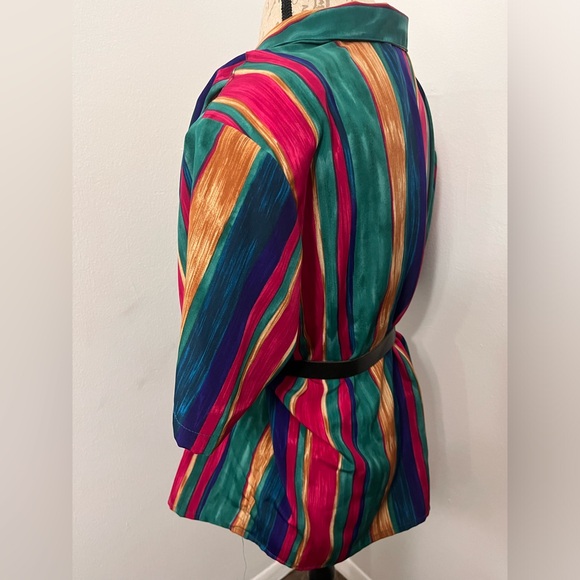 Vintage TRUFFLES size XL beautiful button down blouse - Picture 2 of 7